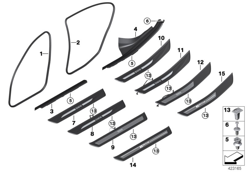 Mucket / trim, entrance